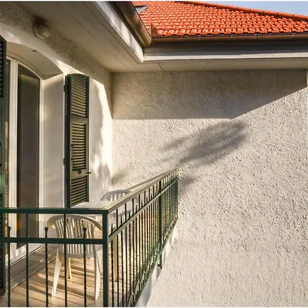 Apartamento Seaview & Pool Retreat Ii Poggio *