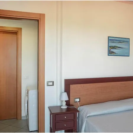 Apartment Seaview & Pool Retreat Ii Poggio