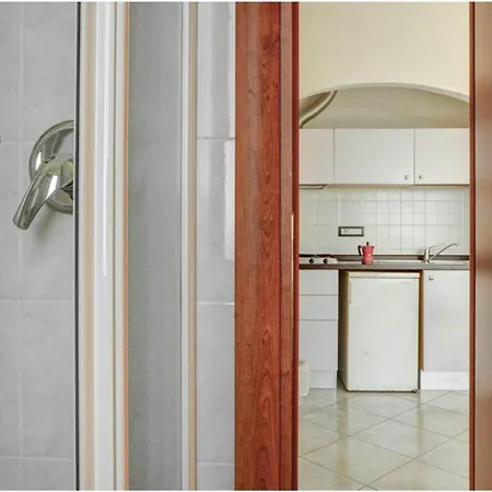 Apartamento Seaview & Pool Retreat Ii Poggio
