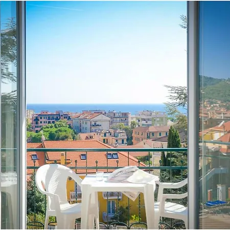 Seaview & Pool Retreat Ii Poggio Apartamento *