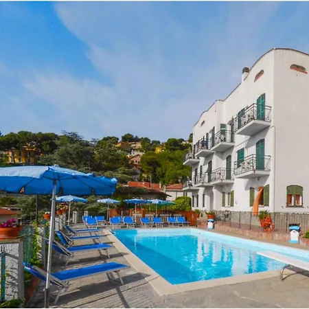 Apartamento Seaview & Pool Retreat Ii Poggio