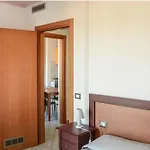 Seaview & Pool Retreat Ii Poggio Marina dʼAndora