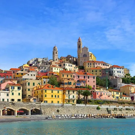 Seaview & Pool Retreat Ii Poggio * Marina dʼAndora