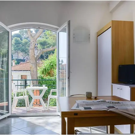 Seaview & Pool Retreat Ii Poggio 아파트 Marina dʼAndora