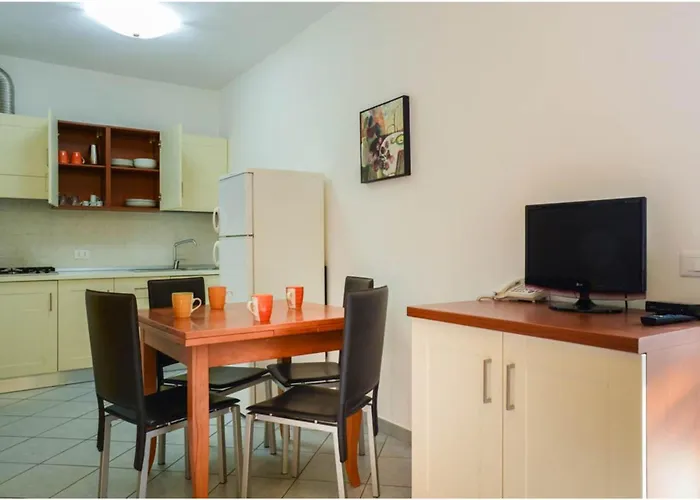 Seaview & Pool Retreat Ii Poggio