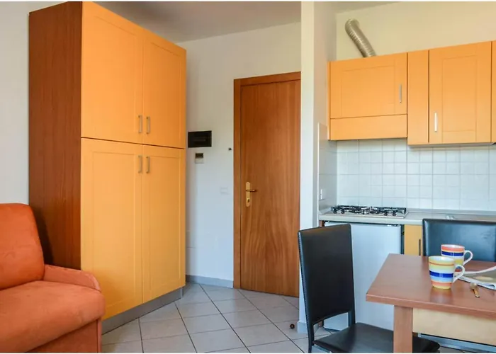 Seaview & Pool Retreat Ii Poggio 아파트 *