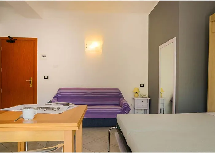 아파트 Seaview & Pool Retreat Ii Poggio Marina dʼAndora